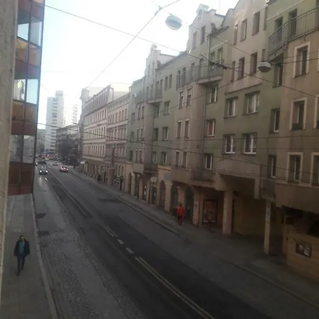 Apartament Szczytnicka 40 아파트 *